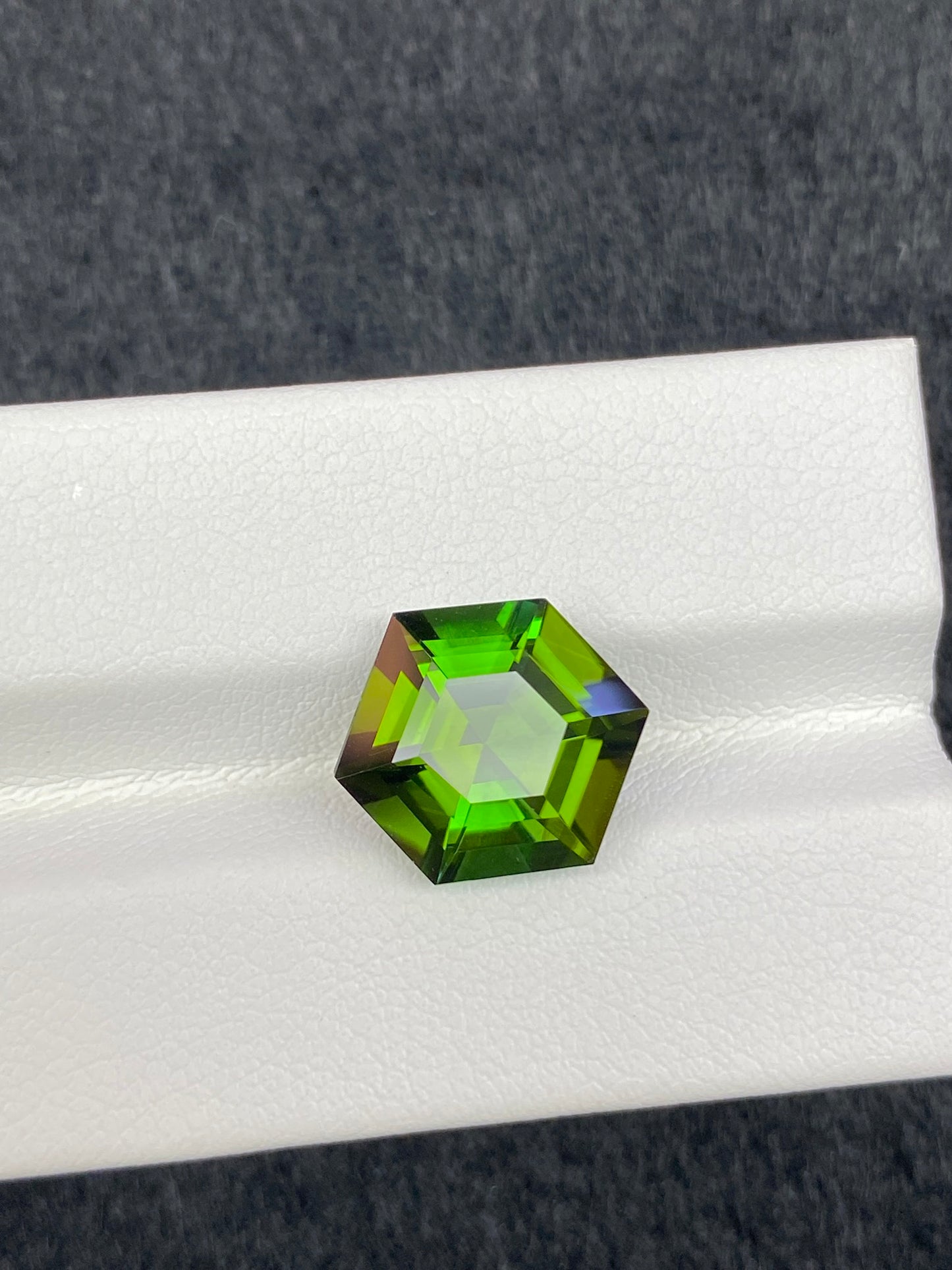 4.955CT NATURAL CONGO GREEN TOURMALINE STONE