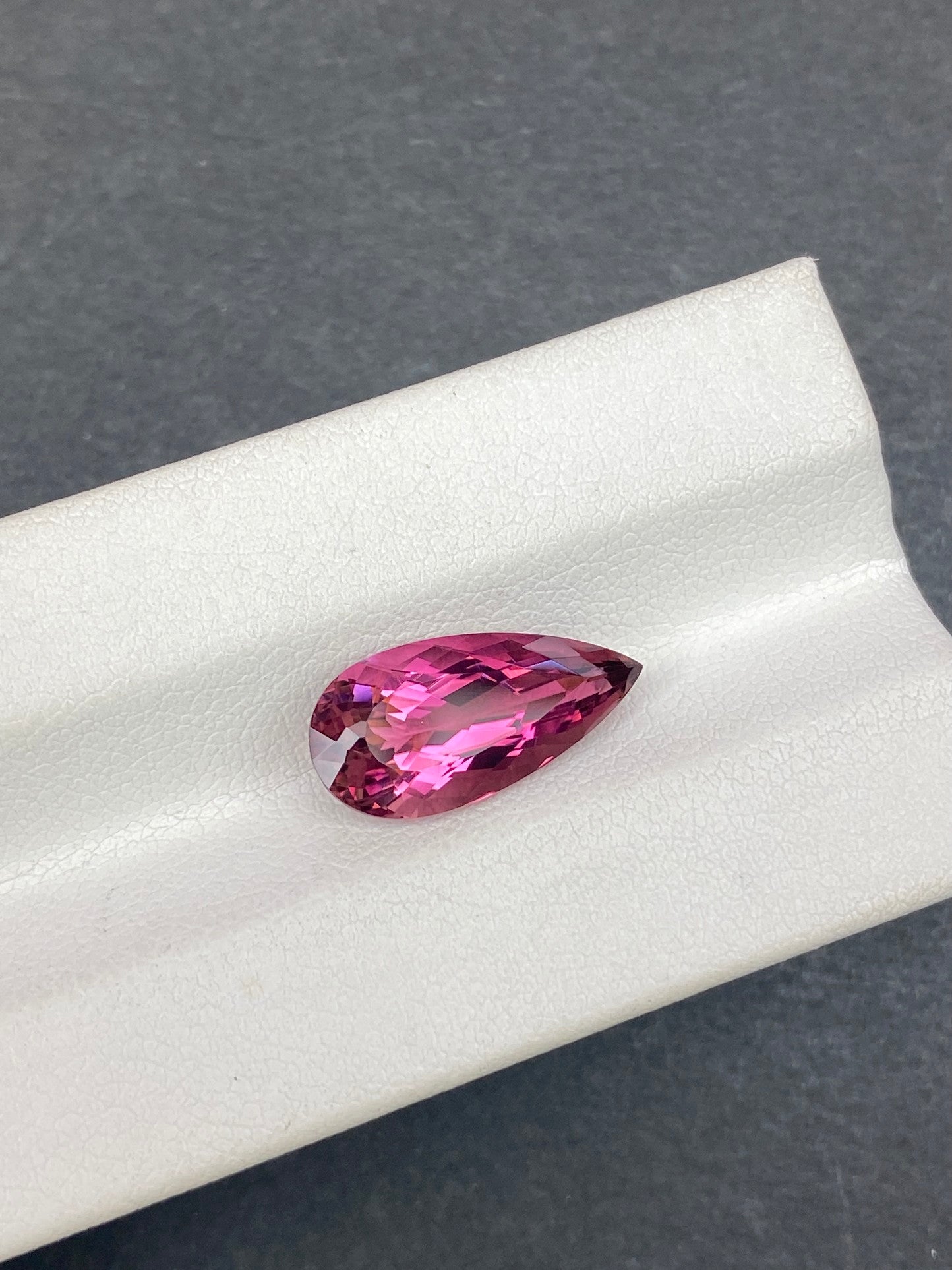 4.585CT NATURAL CONGO RED TOURMALINE STONE