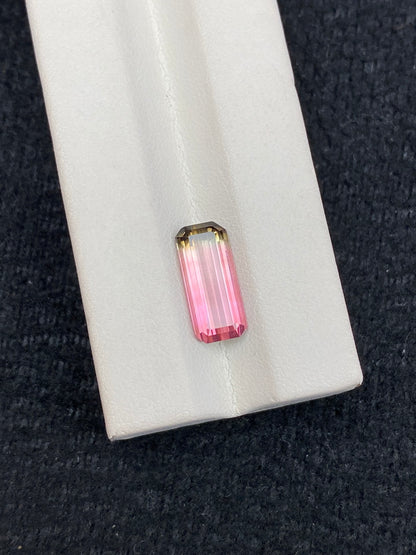 3.93CT NATURAL BRAZIL WATERMELON COLOR TOURMALINE GEMSTONE STONE