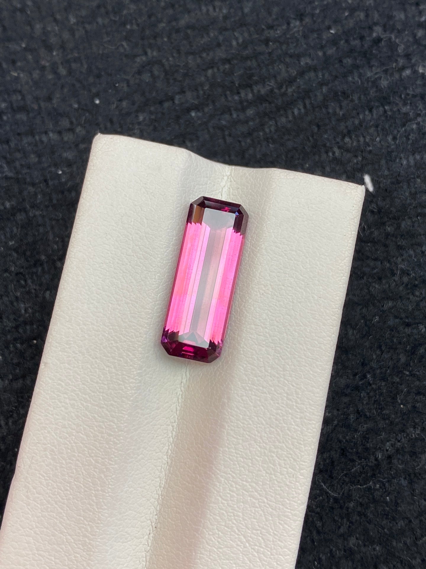 6.07CT NATURAL BRAZIL RED COLOR TOURMALINE GEMSTONE STONE