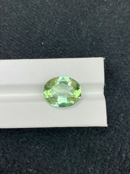 10.43CT NATURAL NIGERIA YELLOWISH GREEN COLOR TOURMALINE GEMSTONE STONE