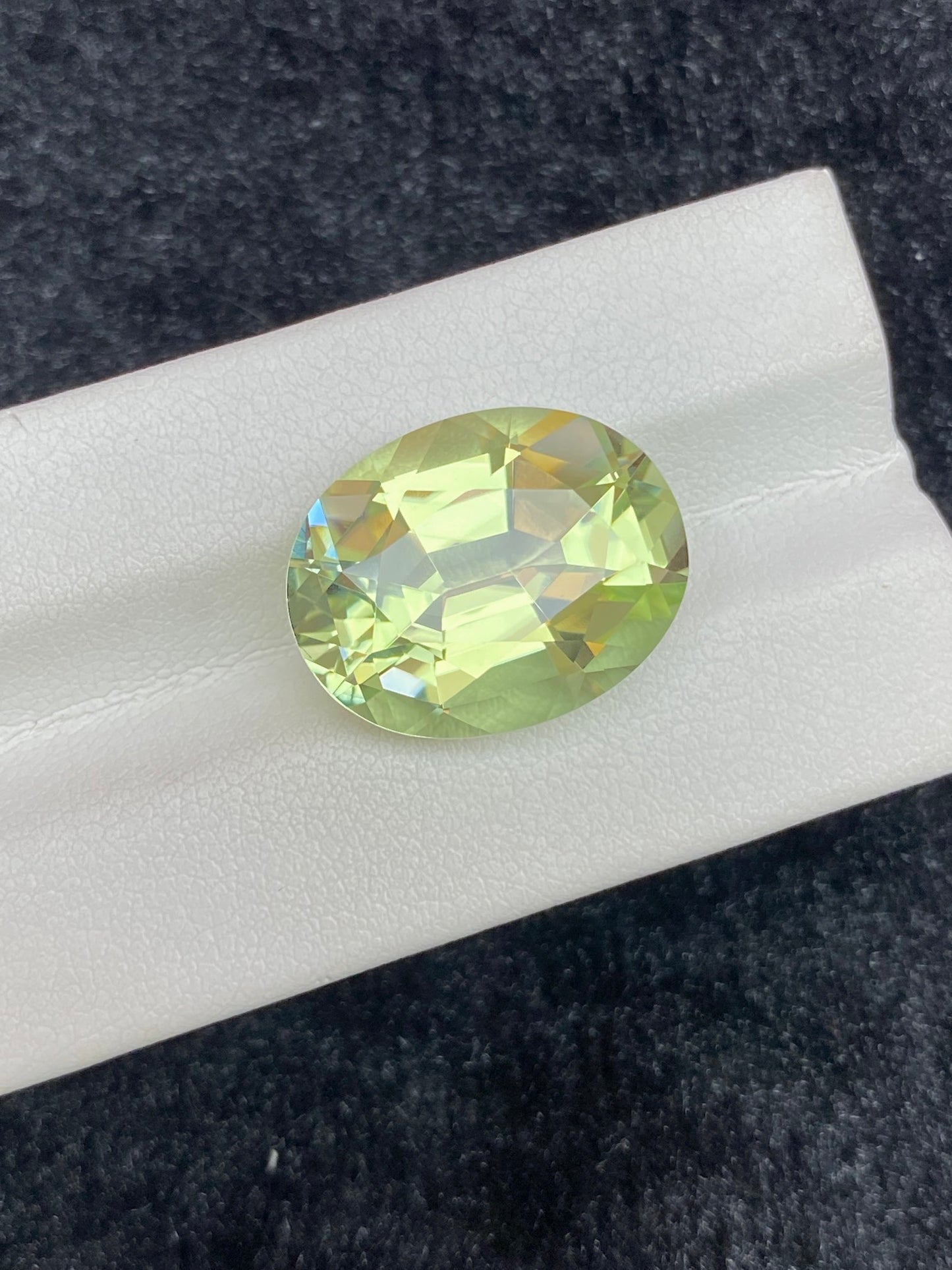 15.485CT NATURAL CONGO YELLOW GREEN COLOR TOURMALINE GEMSTONE STONE