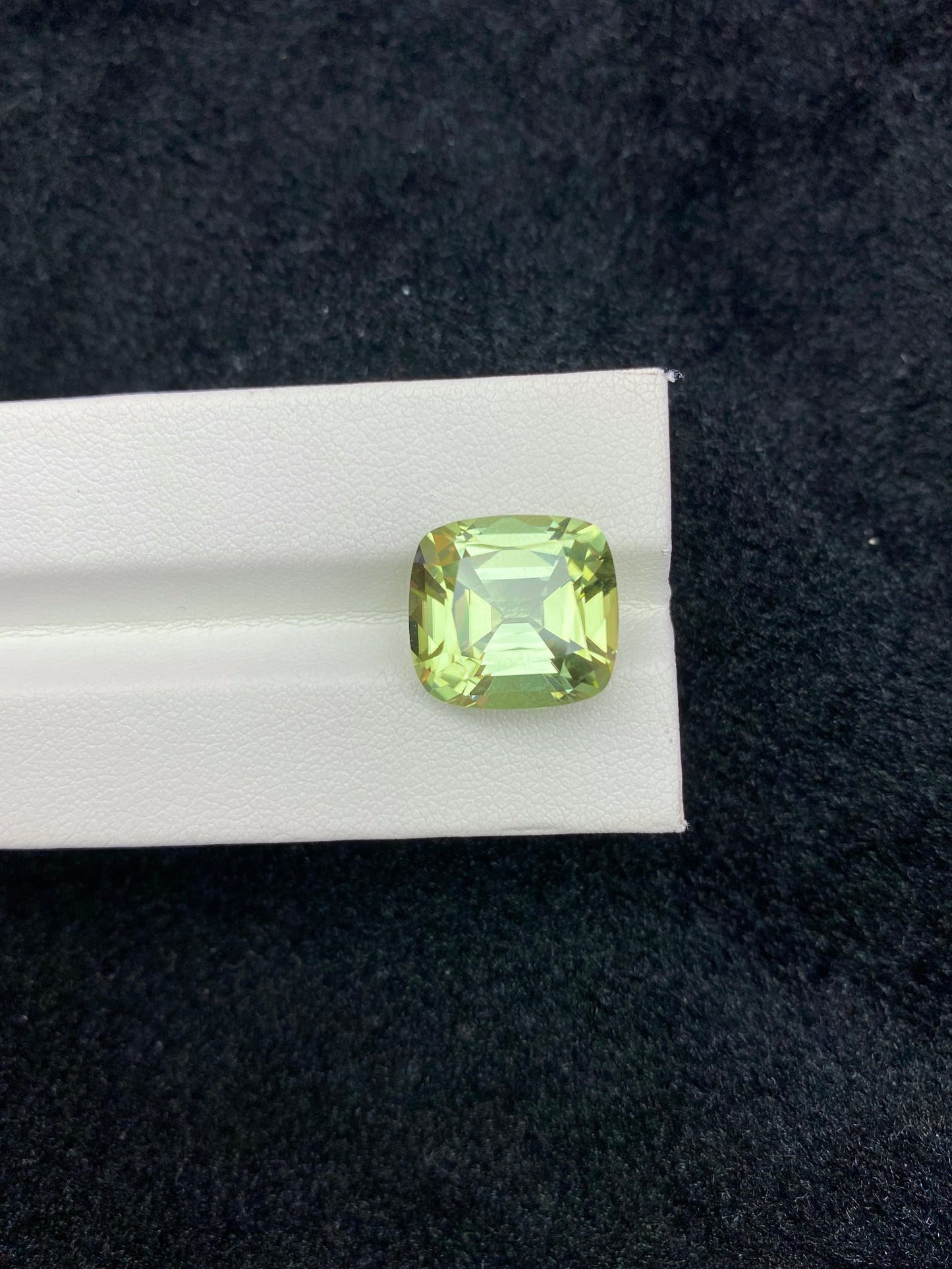 9.95CT NATURAL CONGO YELLOW GREEN COLOR TOURMALINE GEMSTONE STONE