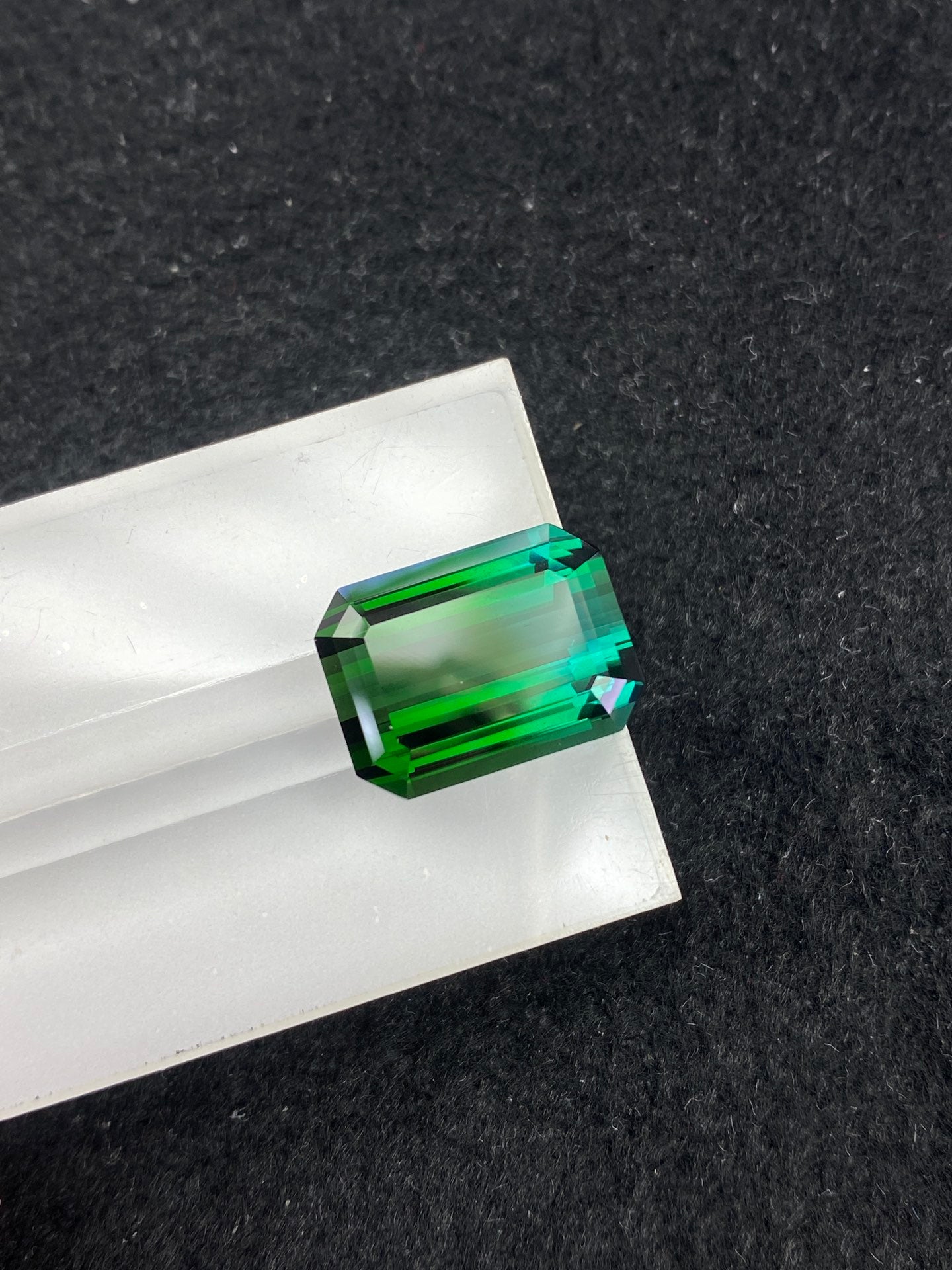 11.61CT NATURAL NAMIBIA GREEN COLOR TOURMALINE GEMSTONE STONE