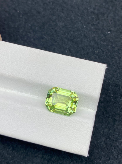 3.78CT NATURAL CONGO YELLOW GREEN COLOR TOURMALINE GEMSTONE STONE