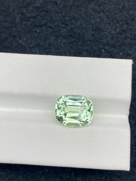 4.6CT NATURAL NIGERIA GREEN COLOR TOURMALINE GEMSTONE STONE