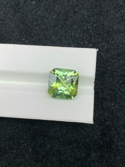 7.475CT NATURAL AFRICA YELLOWISH GREEN COLOR TOURMALINE GEMSTONE STONE