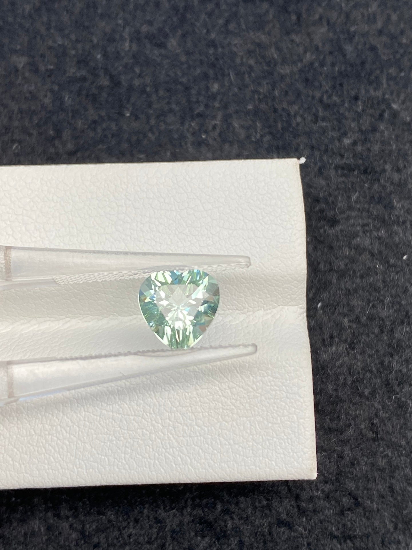 1.43 CT NATURAL AFGHANISTAN GREEN TOURMALINE STONE
