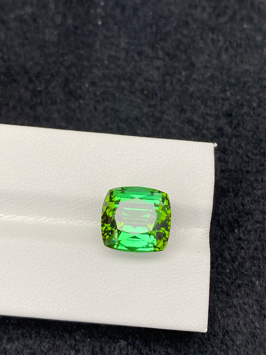 8.93 CT NATURAL AFGHANISTAN GREEN TOURMALINE STONE