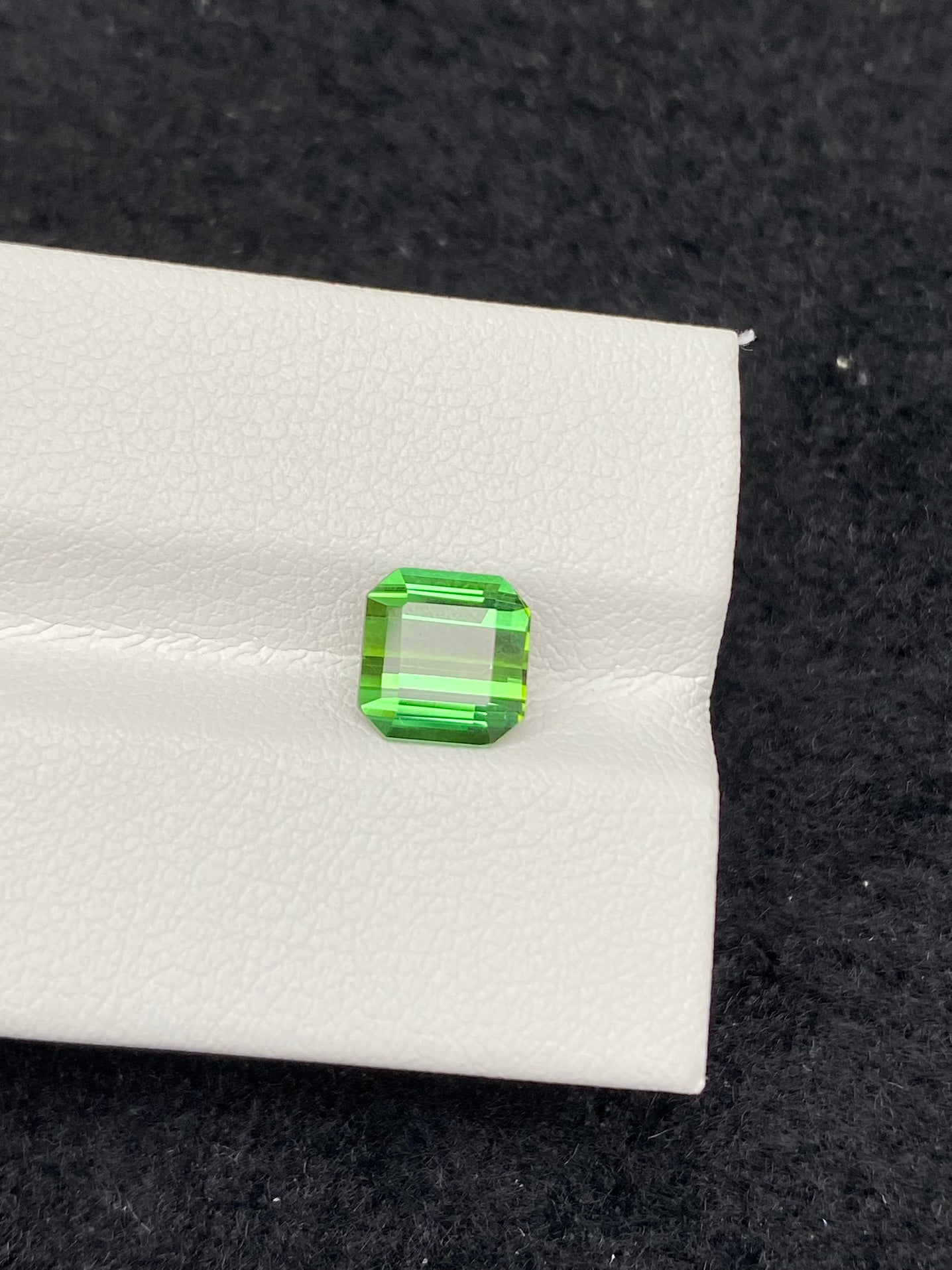 1.739 CT NATURAL BRAZIL GREEN TOURMALINE STONE