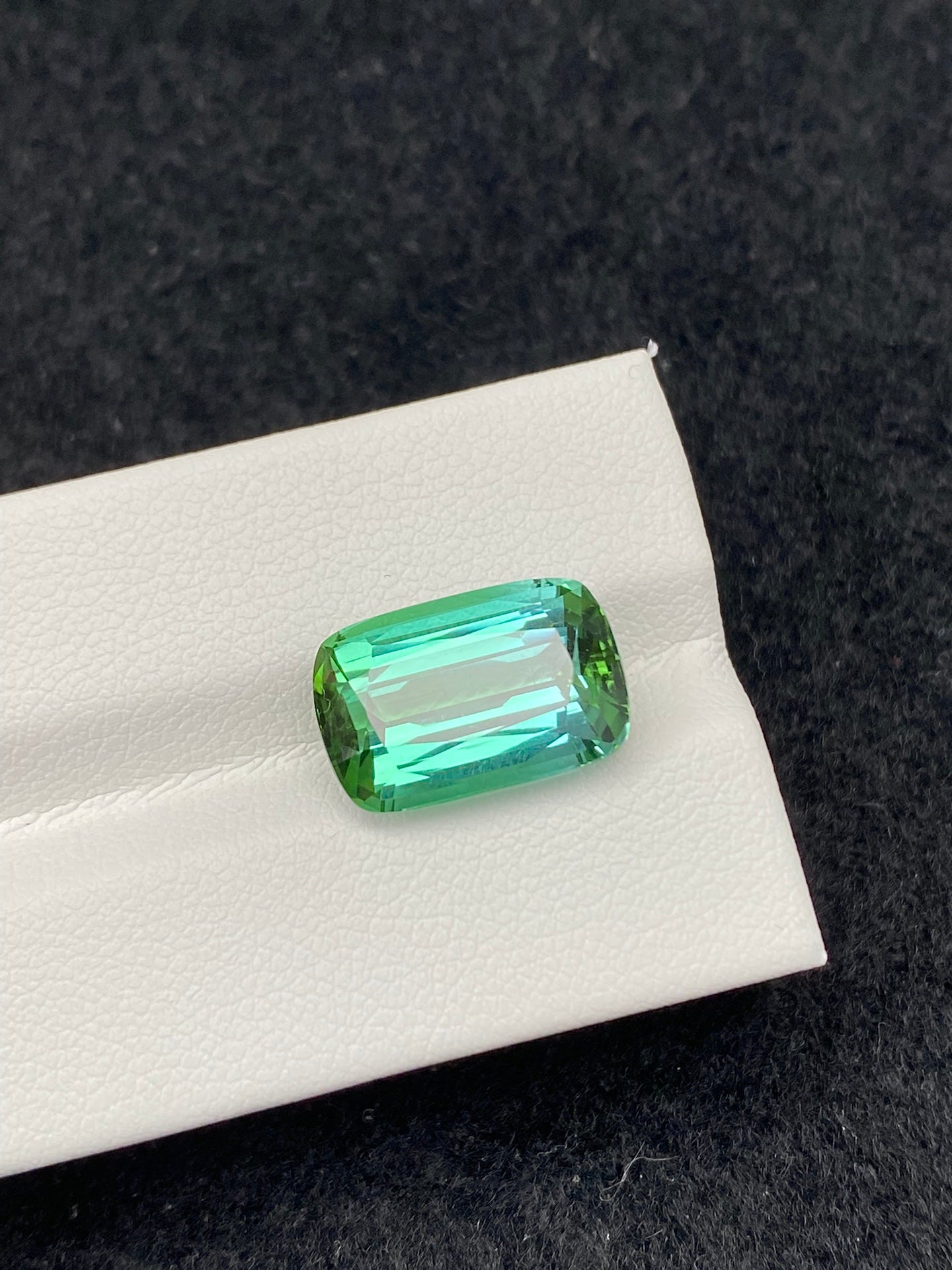 8.385 CT NATURAL AFGHANISTAN BLUE GREEN TOURMALINE STONE