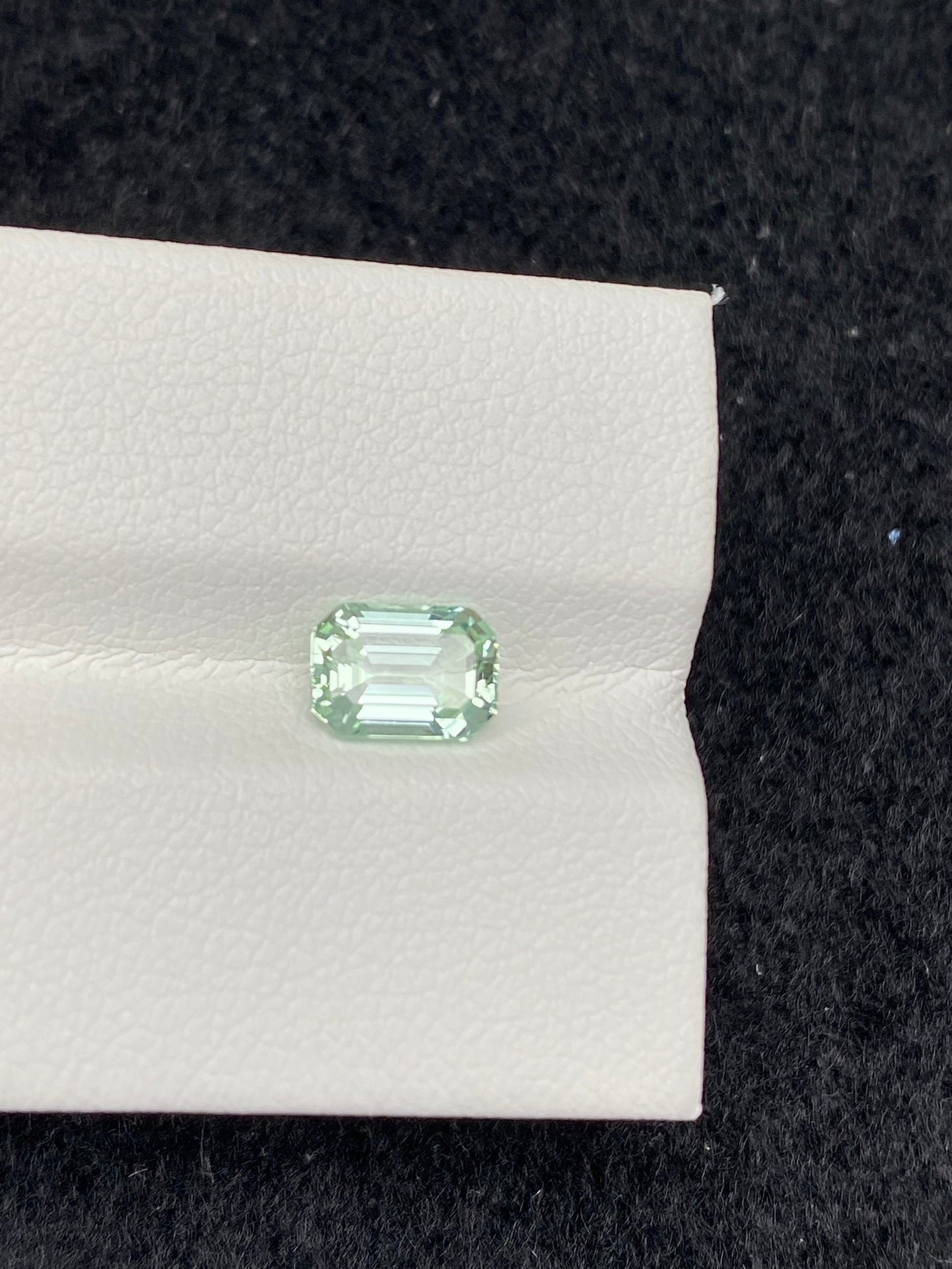 1.05 CT NATURAL AFGHANISTAN GREEN TOURMALINE STONE