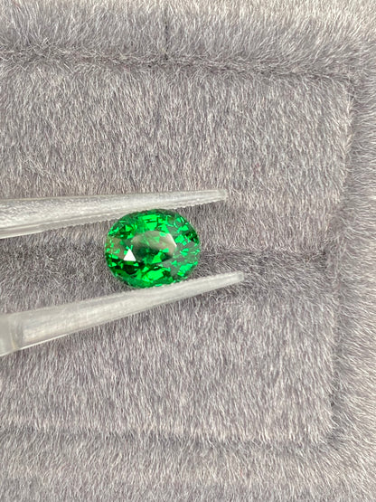 3.51 CT NATURAL KIJANI GREEN TSAVORITE STONE