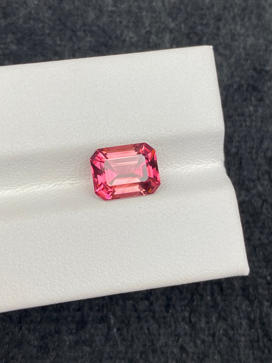 2.36CT NATURAL BRAZIL RED TOURMALINE STONE