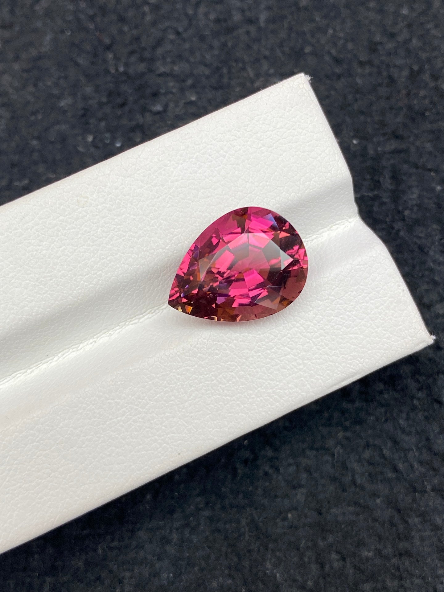 6.81CT NATURAL BRAZIL RED TOURMALINE STONE