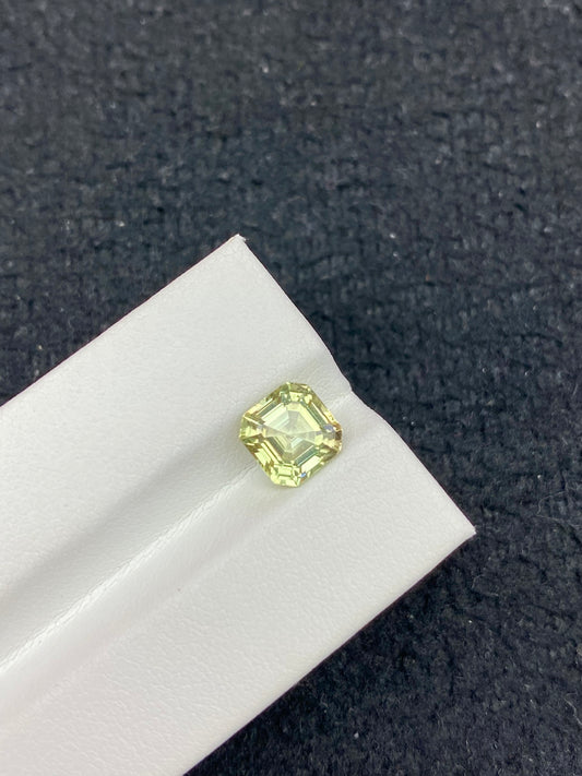 2.002CT NATURAL CONGO YELLOWISH GREEN TOURMALINE STONE