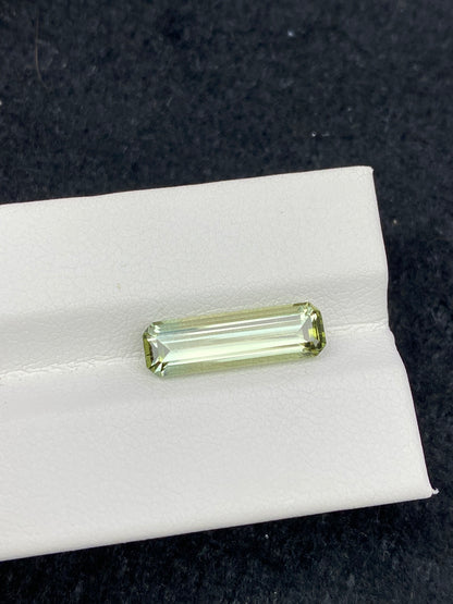 3.33CT NATURAL CONGO YELLOWISH GREEN TOURMALINE STONE