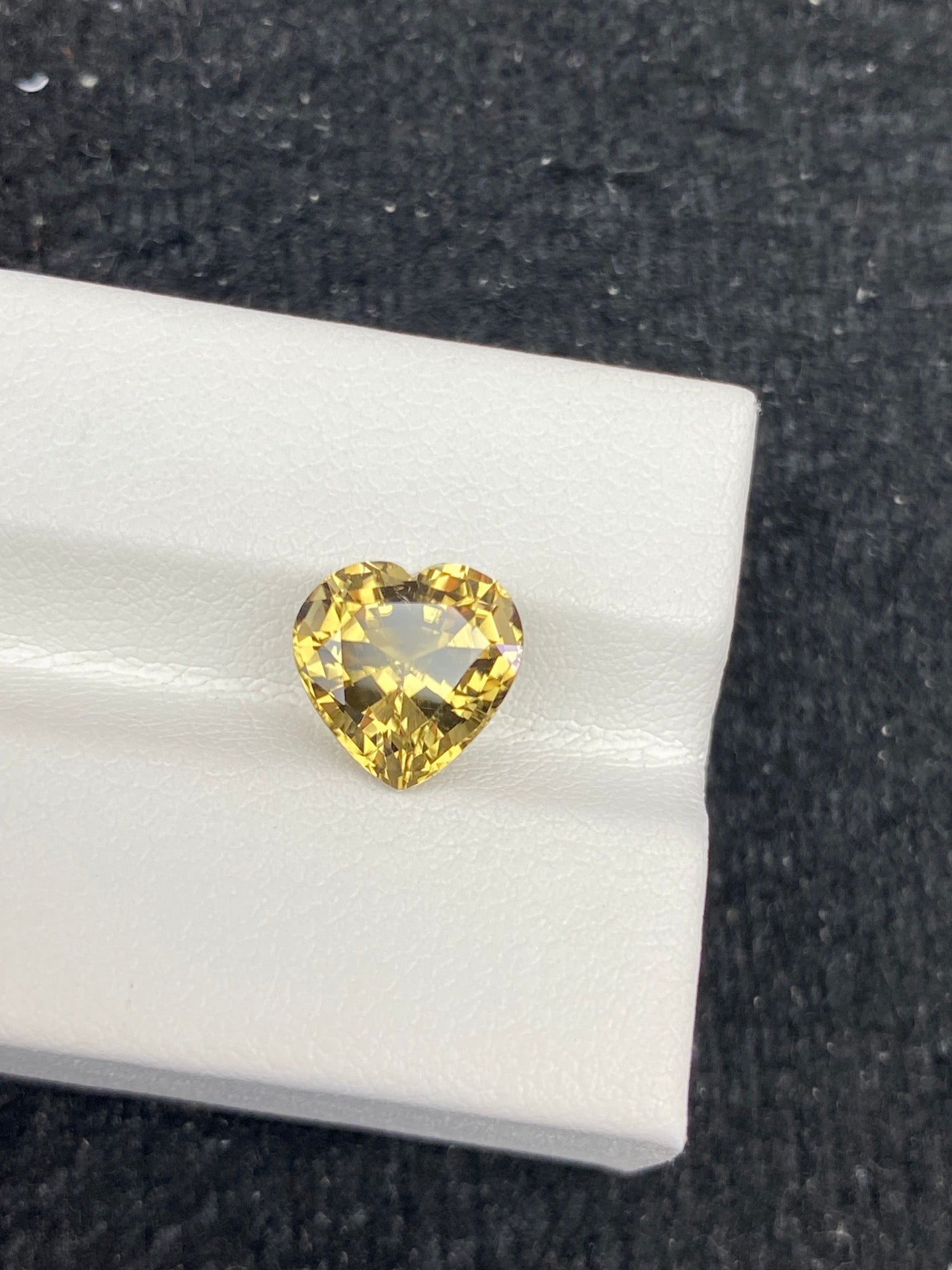 2.93CT NATURAL CONGO YELLOW TOURMALINE STONE